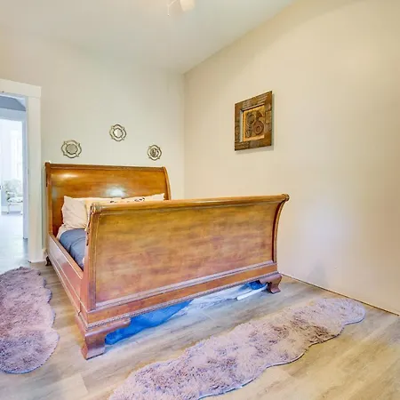 Cincinnati Vacation Rental About 4 Mi To Downtown!